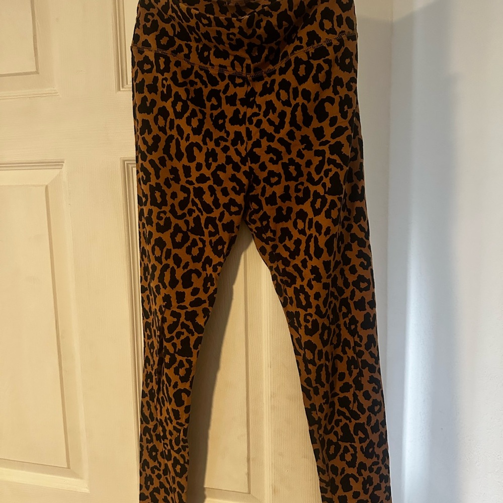 Wild Fable Brown and Black Leopard Print Leggings Women’s Small